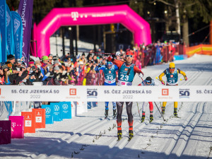 Jizerskou padesátku vyhrál Nor Nygaard, nejrychlejší ženou byla Švédka Dahlová. Trať projelo 4 444 běžců