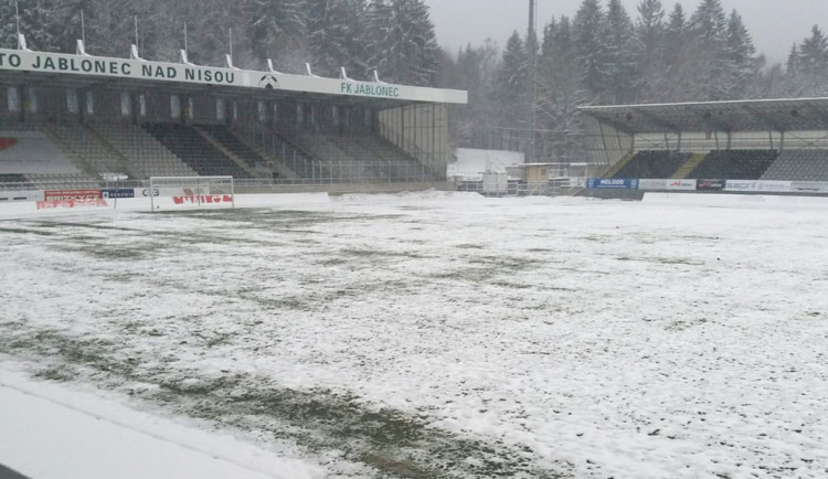 Sparta v Jablonci hrát nebude. Ligové utkání je odložené kvůli sněhu