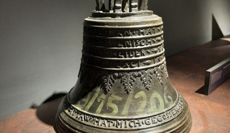 Ztracený a znovu objevený. Nejstarší liberecký zvon je k vidění v Severočeském muzeu