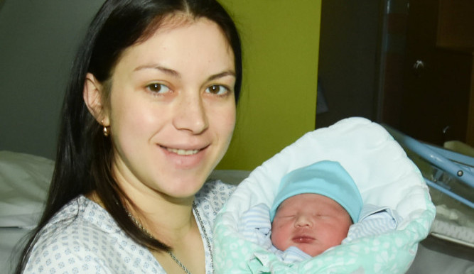 Ivanna i syn Adam jsou oba zdraví a v bezpečí.