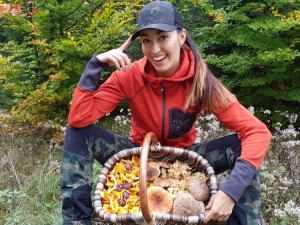 Houbařka Lucka inspiruje tisíce lidí k houbařským výpravám do lesa v každém ročním období