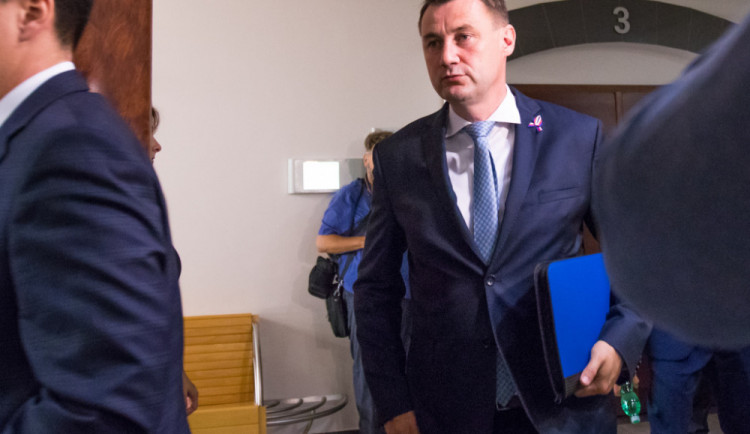 Soud v Liberci se ke korupční kauze, kde je obžalován i Půta, vrátí v dubnu