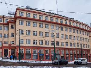 Kraj chce do června připravit  bývalou budovu Skloexportu k ubytování uprchlíků