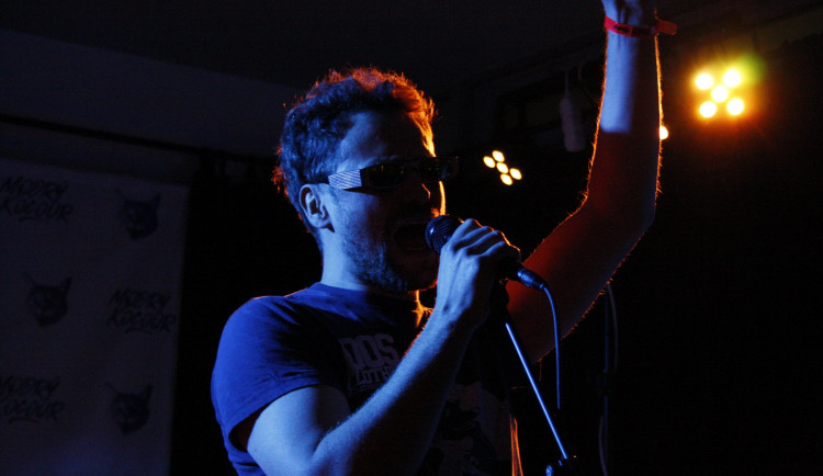 Žlutomodrý kocour. Divadelní festival v Turnově mění letos barvy na podporu Ukrajiny