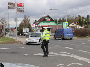 Policisté v Libereckém kraji kontrolovali používání bezpečnostních pásů a dětských autosedaček