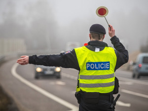 Policisté budou o Velikonocích kontrolovat řidiče. Přečtěte si, na která místa se zaměří