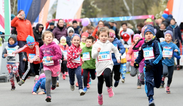 Zdravotní prohlídka přímo v zázemí závodu? I to je možné na Proběhni.se v Kunratickém lese