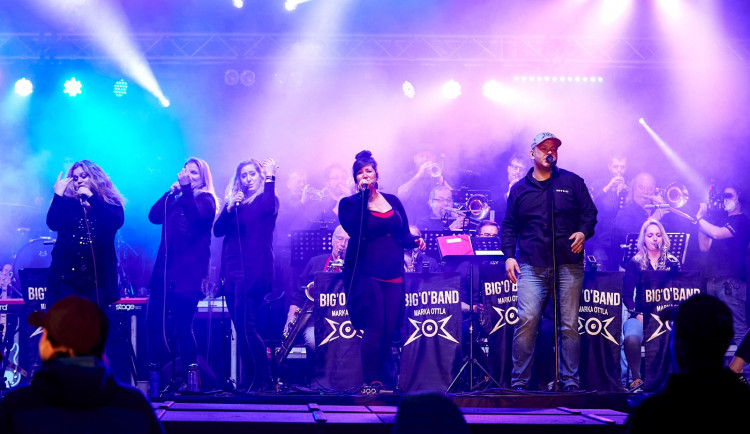 Majáles proběhne opět ve Vratislavicích. Vystoupí Mirai i Rest