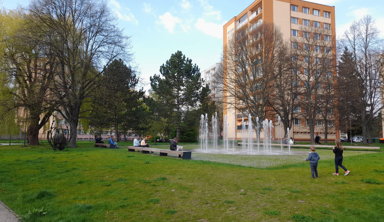 Turnov zřejmě i letos bude pokračovat v úpravě sídliště u nádraží, získal dotaci