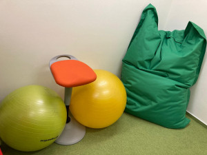 Gymnázium Frýdlant má unikátní relaxační studovnu. Vytváří zdravé pracovní prostředí