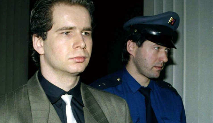 Pětinásobný vrah Oto Biederman zůstane v Rýnovicích. Jeho žádost o podmíněné propuštění soudkyně zamítla