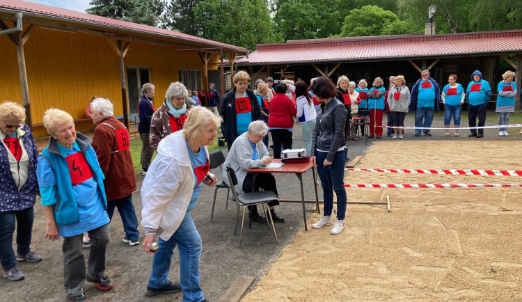 Seniorský turnaj v pétanque