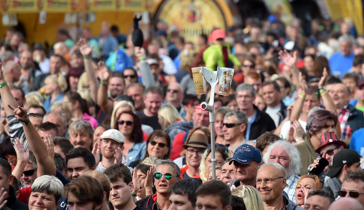 Třiatřicátý ročník Slavností svijanského piva se blíží. Vystoupí Pokáč, Dymytry nebo Bára  Poláková