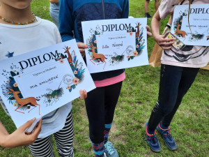 Myslivecký spolek z Hodkovic nad Mohelkou seznamuje děti s přírodou a myslivostí. Podpořil jej kraj