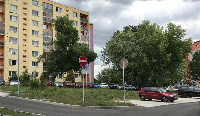 V České Lípě chybí čtyři tisíce parkovacích míst. Radnice chce zpracovat novou koncepci parkování