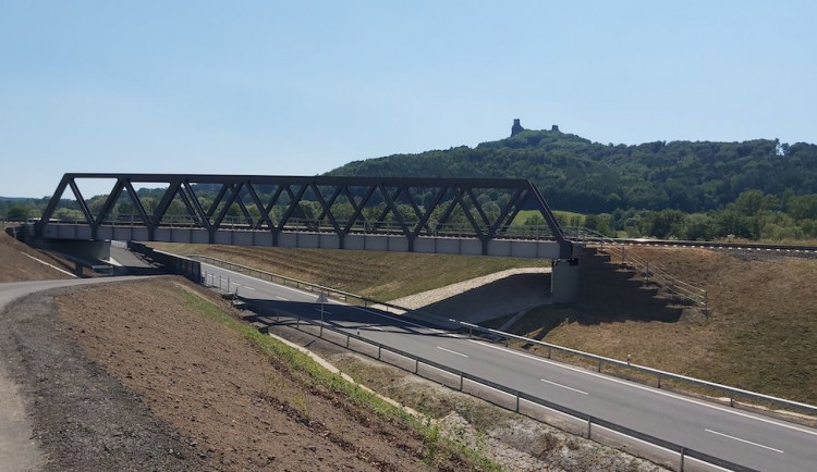 Silnice první třídy u Ktové je po vybudování přeložky bezpečnější