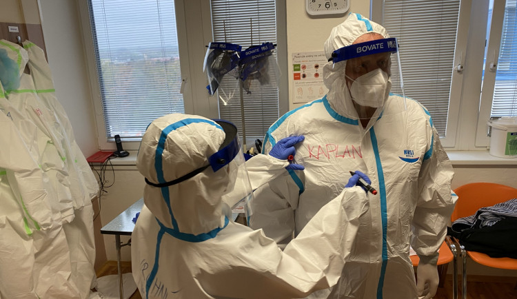 Nejtěžší je vidět ztrátu naděje v přímém přenosu, říká nemocniční kaplan