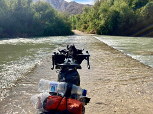 Cyklista Polman vyhrál nejdelší cyklistický závod světa. Ujel 7,4 tisíc kilometrů