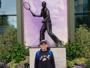 Účastníci Race to Wimbledon navštívili nejslavnější tenisový turnaj světa. Příští rok zamíří na Roland Garros