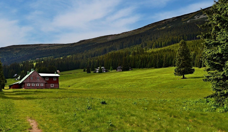 Správa Krkonoš spustila novou kampaň. Má přesvědčit návštěvníky, aby nechodili mimo cesty