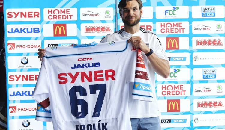 Hvězdná posila pro Tygry. Do Liberce přichází Michael Frolík