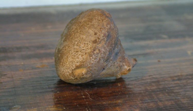 Chrastítka z pravěku. Muzeum vystavuje unikátní dětskou hračku