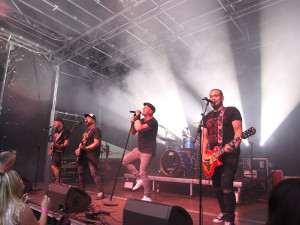 Liberecký hudební klub Bunkr vybral na koncertu pro České Švýcarsko několik desítek tisíc. Parádní akce, hodnotí majitel