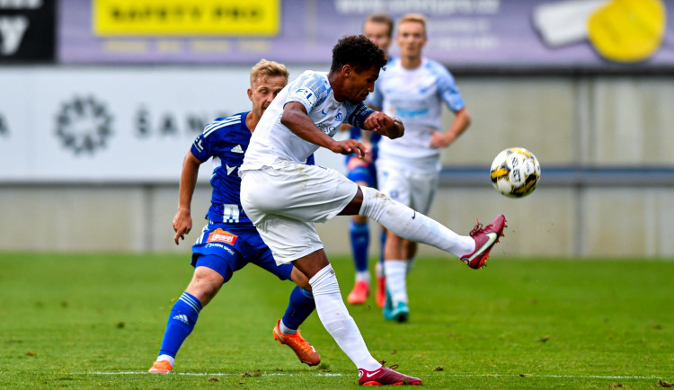 Slovan v Olomouci dokázal srovnat, po vyloučení Talovjerova se musel bránit