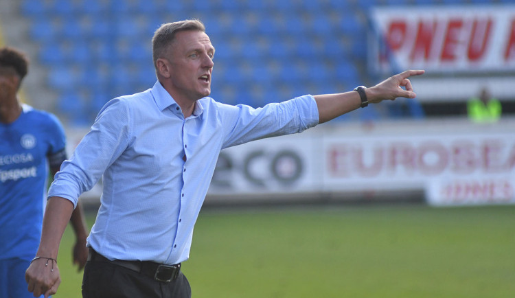 Plzeň se dá přehrát, ale stejně vždycky vyhraje, řekl trenér Slovanu Kozel. Naštvalo ho nastavení
