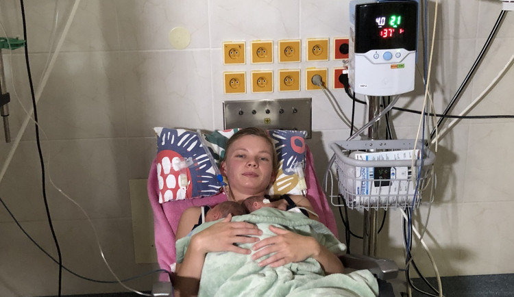 Zázrak, který neváží ani kilo. Lékaři z Brna dávají šanci žít nezralým dětem