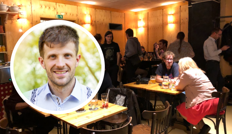 Brněnští voliči povolali zpět na scénu aktivistu Hollana, Zelení jsou přesto zklamaní