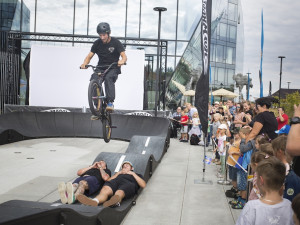 Sobotní jízda s angličáky. Nákupní centrum Géčko přivítá sraz fanoušků Hot Wheels