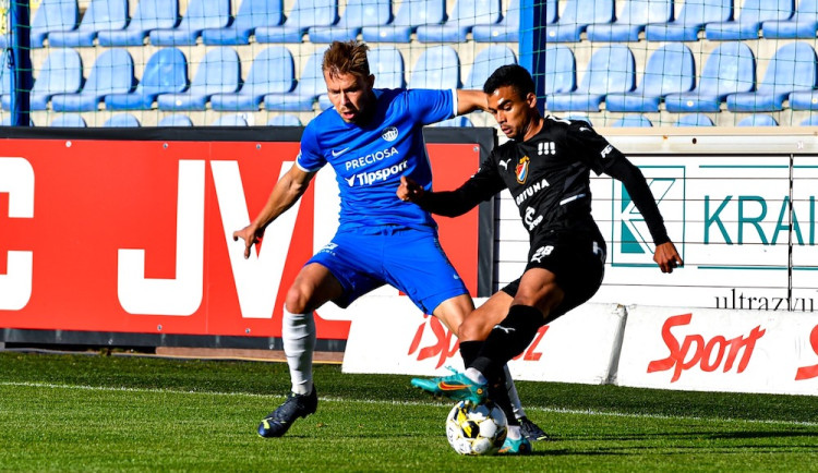 Slovan ustál dlouhé oslabení. S Baníkem remizoval 0:0