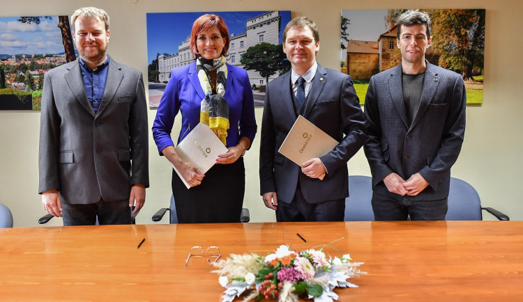 V České Lípě vítězné ANO podepsalo koaliční smlouvu s Živou Lípou