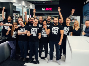 Už v sobotu v OC Nisa v Liberci party s DJ a spousta slev. Otevírá nová prodejna Smarty.cz