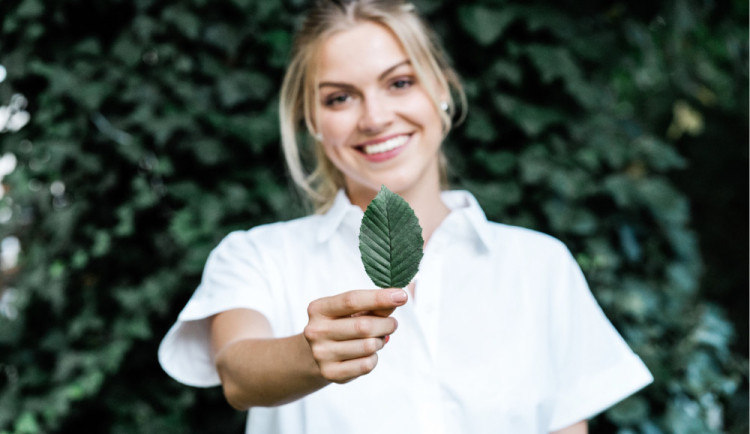 Oblečení nakupujte jen málo. Říká majitel Dressibly a popularizátor udržitelné spotřeby v módě