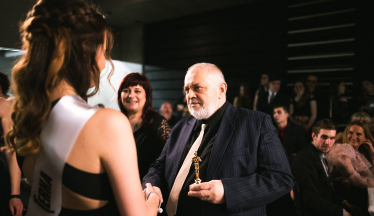 Žáci spolupracují napříč ročníky, říká ředitel Střední umělecké školy v Liberci