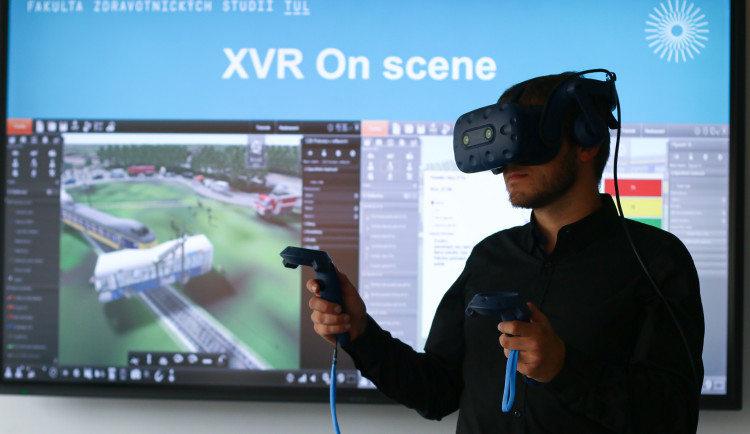 Na liberecké univerzitě pomáhá při výuce budoucích záchranářů virtuální realita