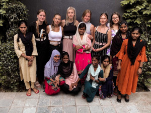 Na Erasmus do Indie nebo Japonska. Na stážích studenti zažijí reálné zaměstnání