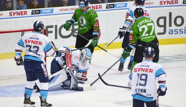 Tygři ukončili sérii porážek a porazili Boleslav 6:2. Hráči dřeli, ocenil trenér Augusta