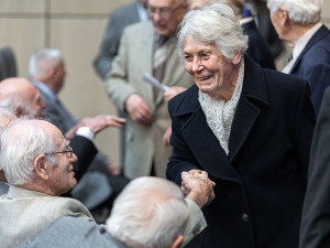 Diamantová promoce. Na libereckou univerzitu se po letech vrátili absolventi