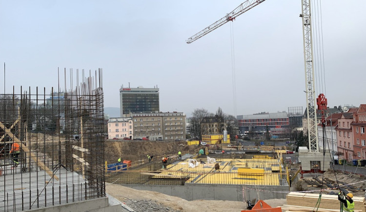Stavbaři v Libereckém kraji rozestavěli 1119 bytů, třetí nejvyšší počet za 10 let