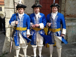 Šaty stříhá pro Helen Mirren i seriálové hity Netflixu nebo HBO. Pánský krejčí Pavel Lukáš se vrátil do Liberce