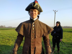 Šaty stříhá pro Helen Mirren i seriálové hity Netflixu nebo HBO. Pánský krejčí Pavel Lukáš se vrátil do Liberce