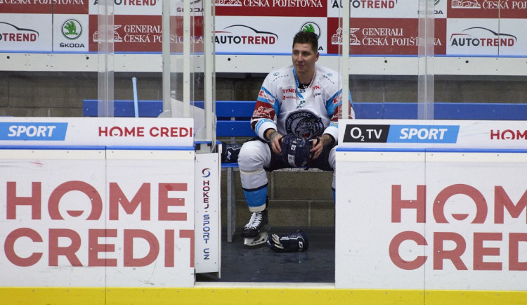 Pět zápasů. Disciplinárka potrestala Vlacha za faul na Zaťoviče