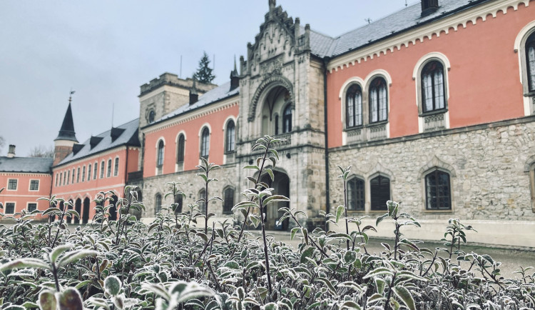 Státní zámek Sychrov