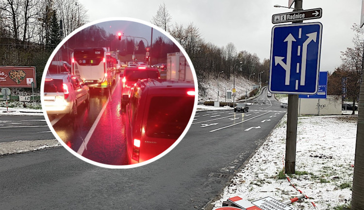 Špatně seřízené semafory, neukáznění řidiči. Liberečáci hodnotí modernizovanou křižovatku u viaduktu