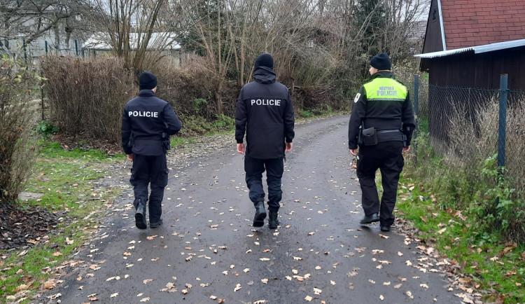 Karlovarští policisté se zaměřili na kontrolu chatových oblastí a zahrádkářských kolonií