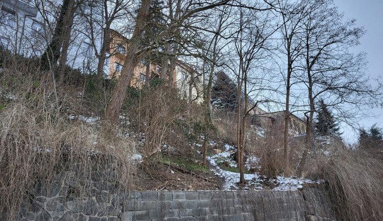 V Táboře jsou lidé stále bez tepla. Shání se ubytování, hasiči rozdávají přímotopy