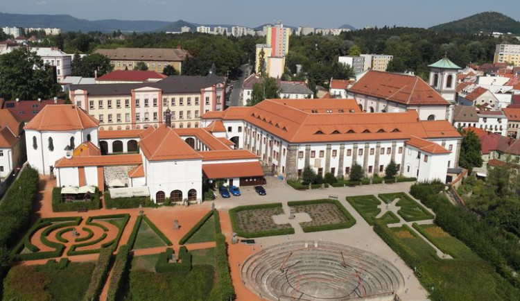 Vlastivědné muzeum a galerie v České Lípě